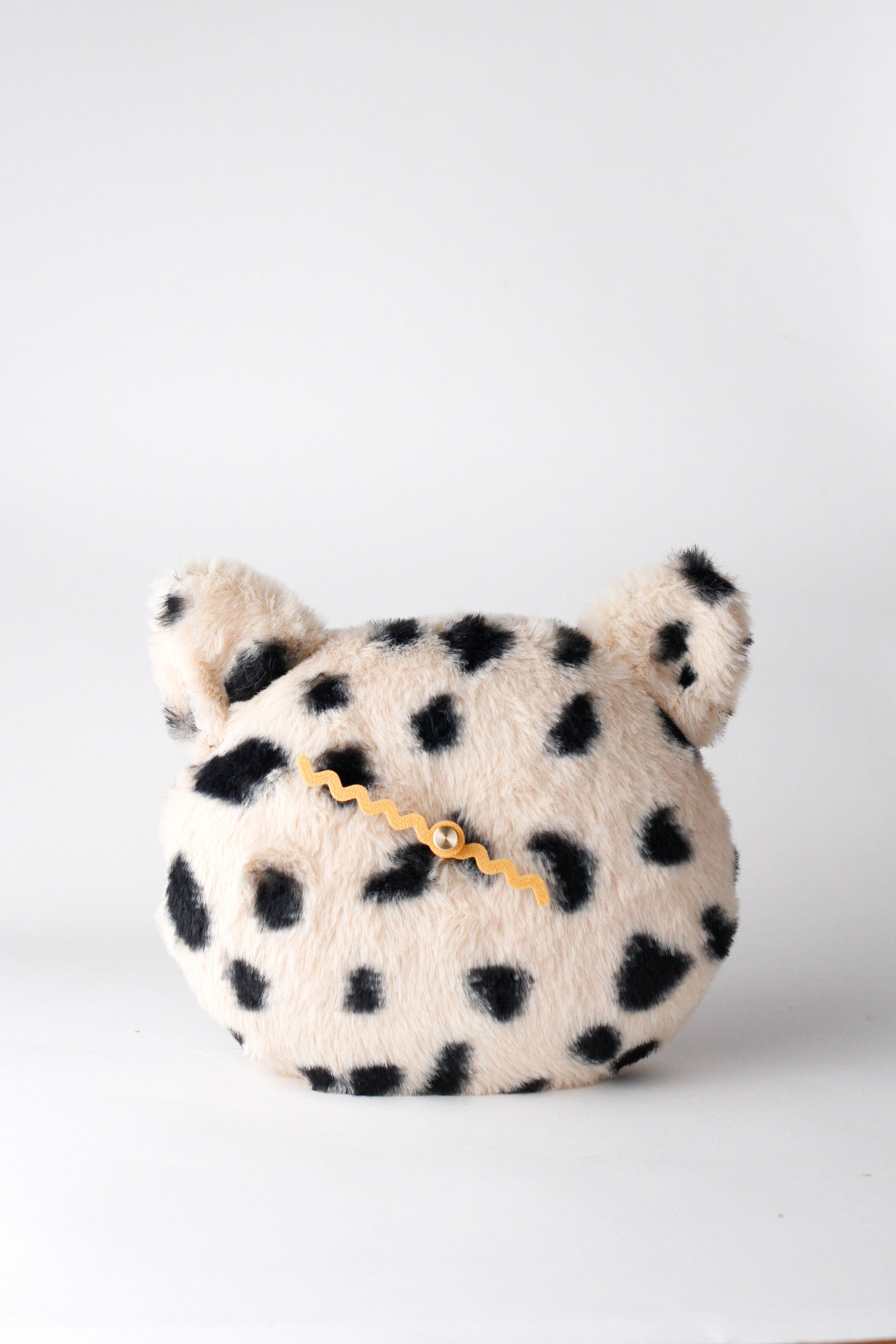 Plushie Bubble Tea Cat Clock