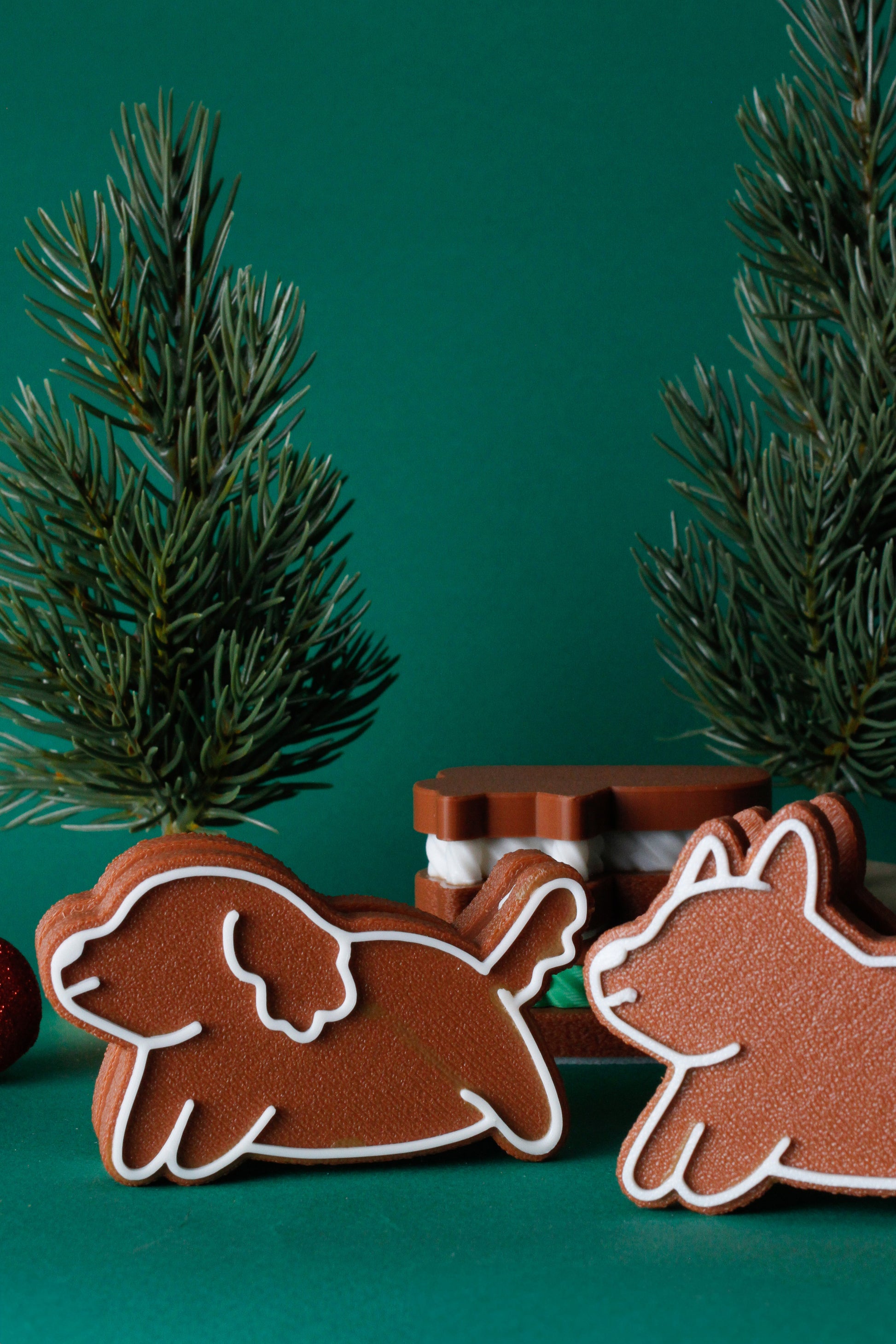 Gingerbread Cookie Dog Magnet Photo Holder