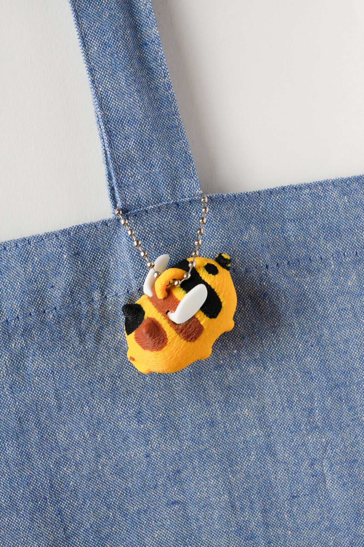 Cat Bee Keychain